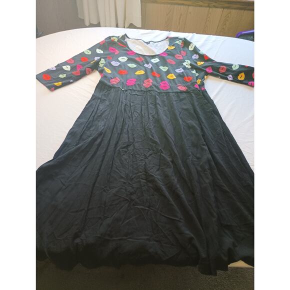 Torrid Women's Lip Print 3/4th Sleeve Mid-Length Dress, Size 3X - Picture 1 of 7